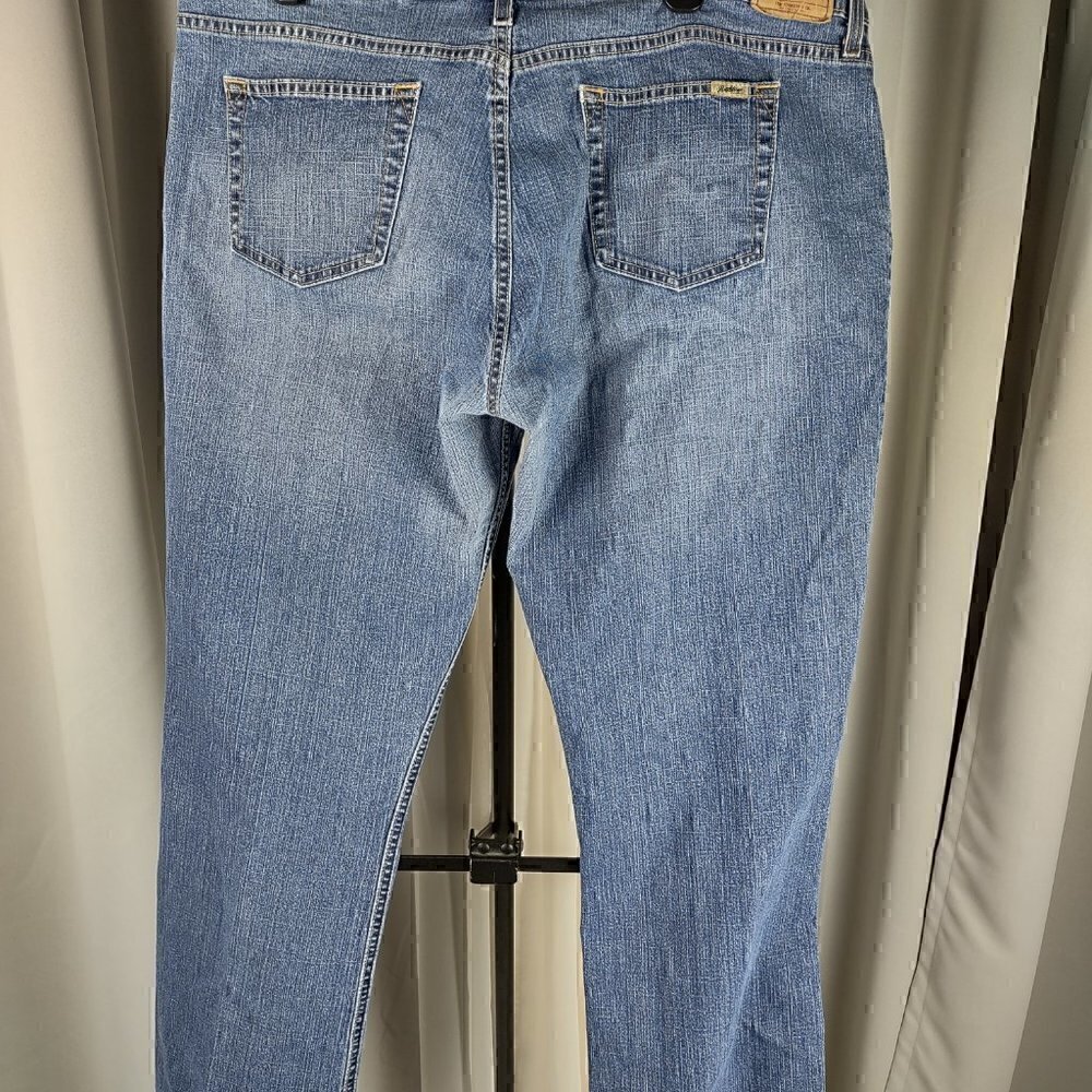 Levi's Women's Vintage Misses Bootcut Five Pocket Jeans (Size 16M) - Picture 3 of 7